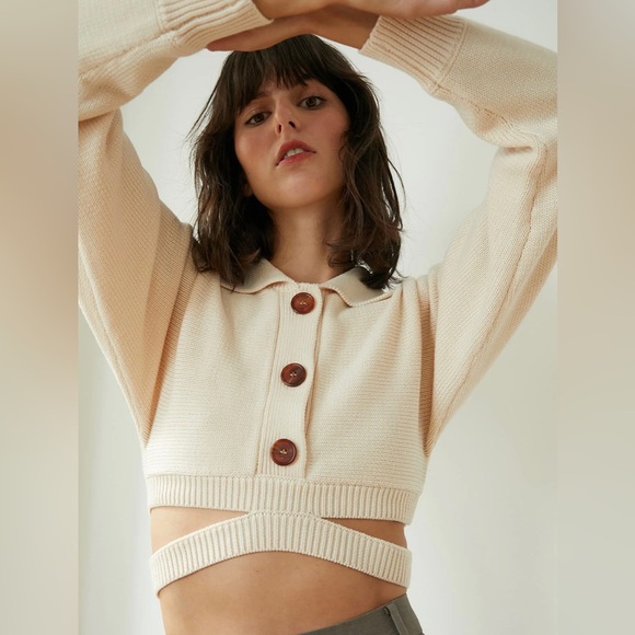 Pixie Market Cruz Beige Crop Cardigan Cream Retails $119 - Picture 7 of 8